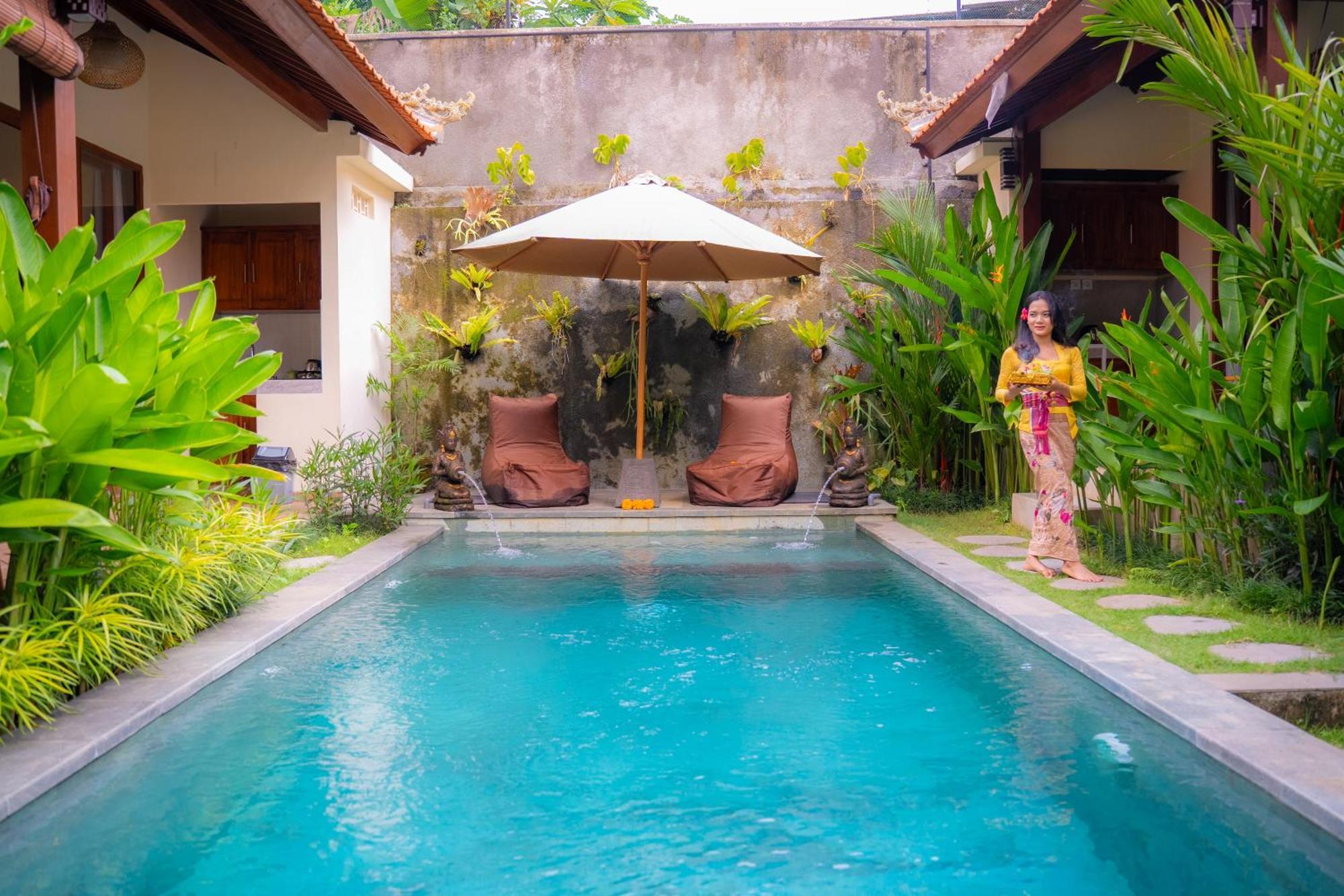 Cempaka Kembar Guest House 우붓 외부 사진