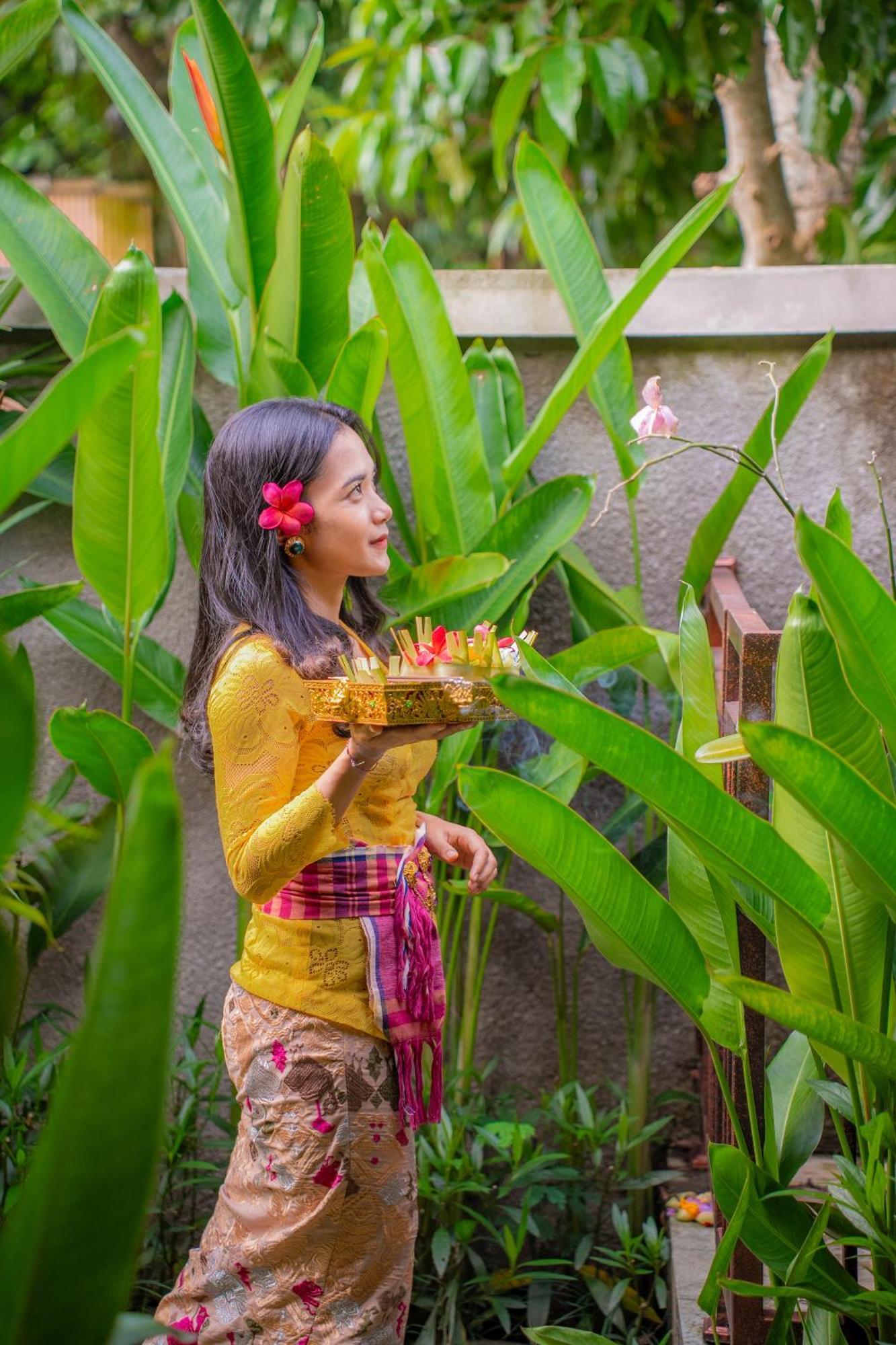 Cempaka Kembar Guest House 우붓 외부 사진