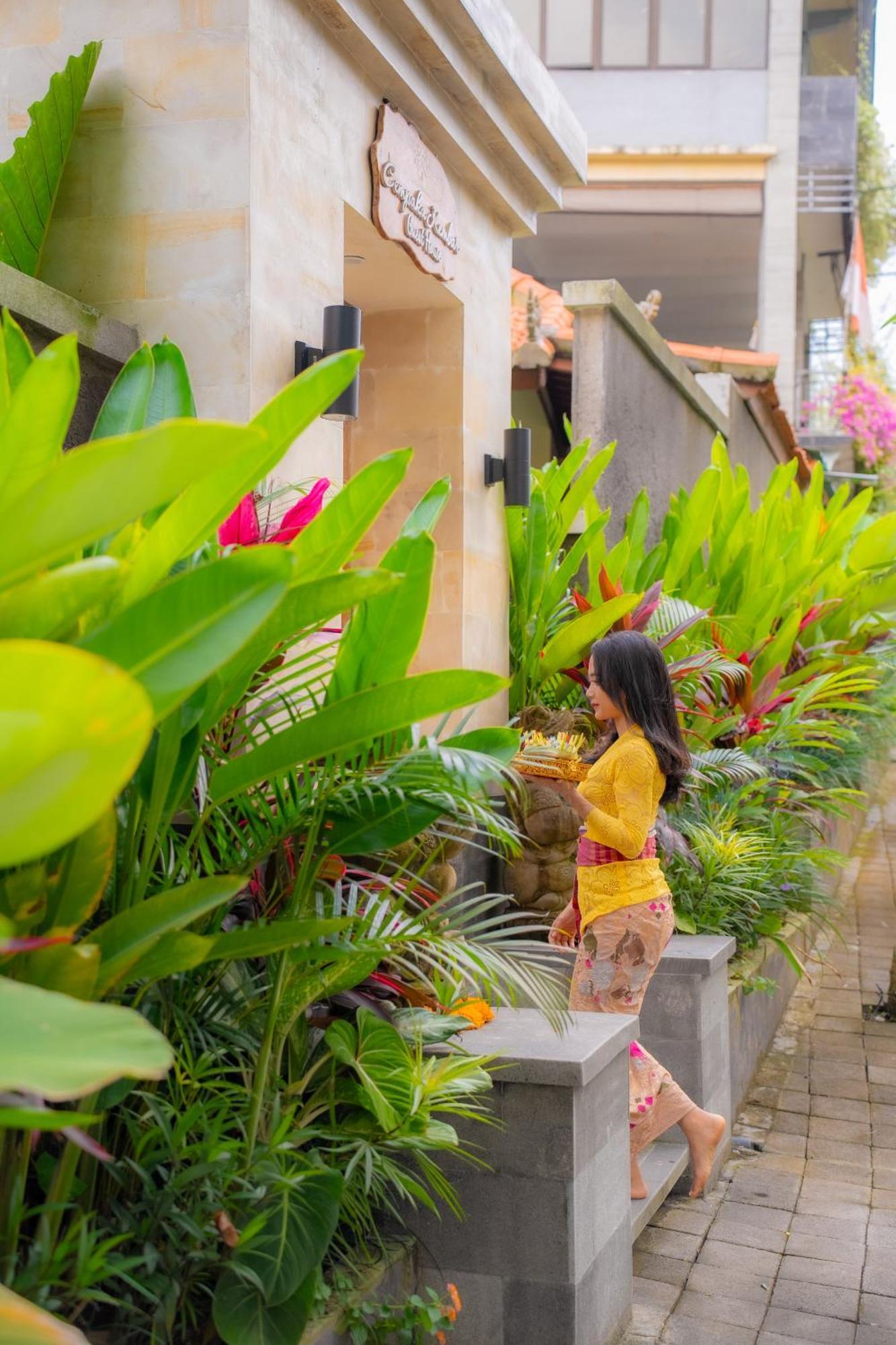 Cempaka Kembar Guest House 우붓 외부 사진
