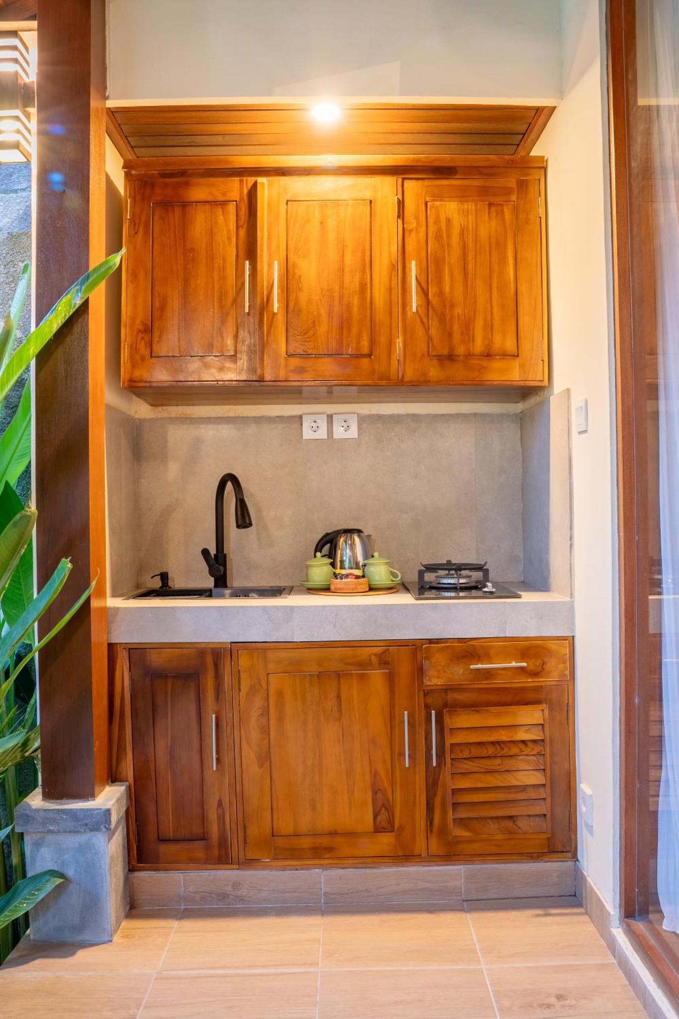 Cempaka Kembar Guest House 우붓 외부 사진
